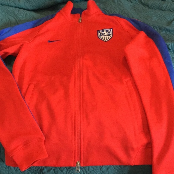 nike us soccer jacket